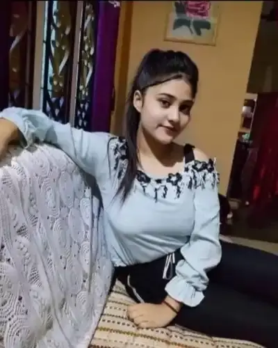 Call Girls Service in Manendragarh